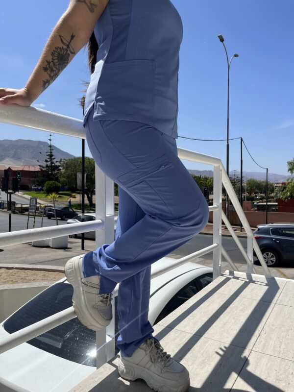 Pantalón Celeste