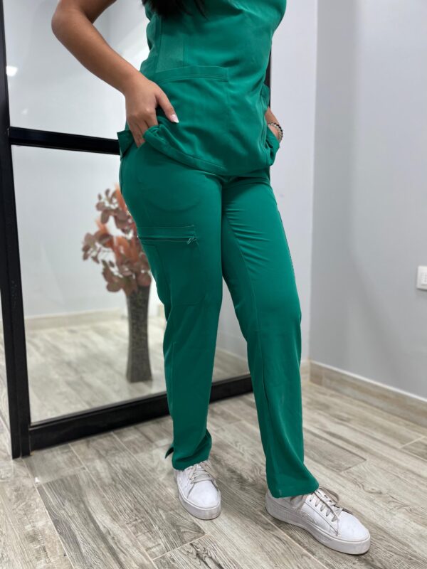 Pantalón Verde Pino