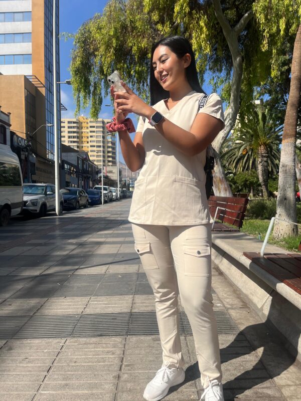 Pantalón Beige