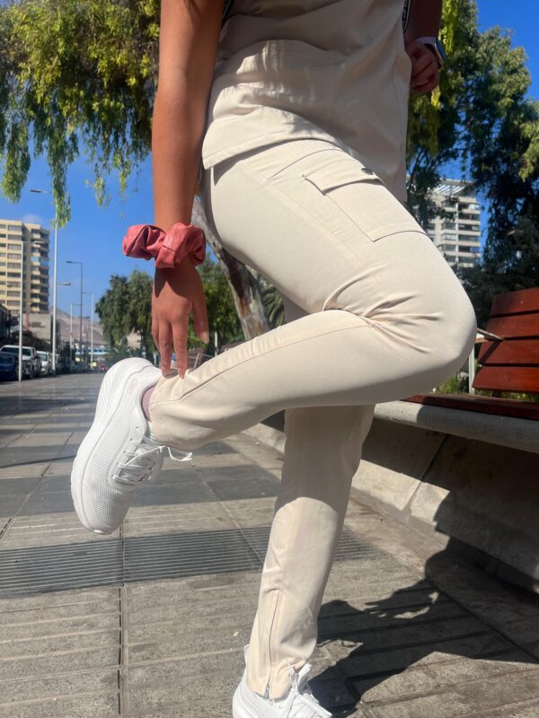 Pantalón Beige - Imagen 2